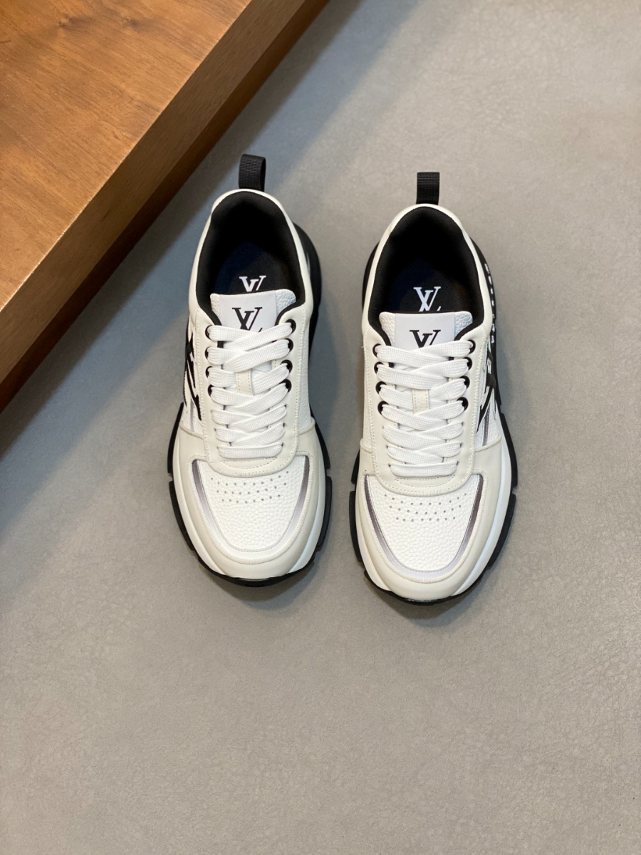 Louis Vuitton 루이비통 남성 트레이너 스니커즈 7