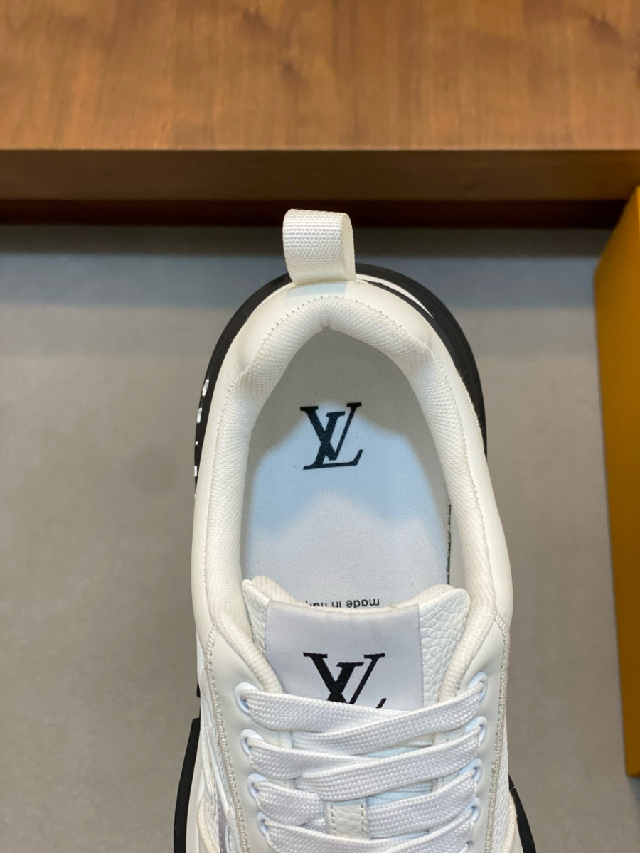 Louis Vuitton 루이비통 남성 트레이너 스니커즈 7