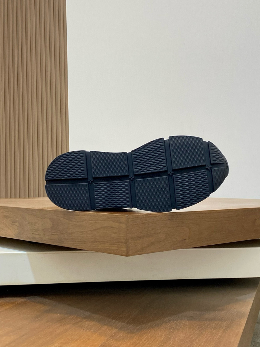 Louis Vuitton 루이비통 남성 트레이너 스니커즈 9