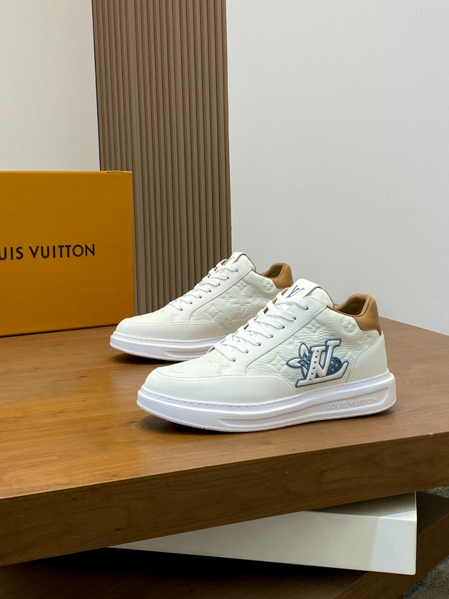 Louis Vuitton 루이비통 트레이너 미드 스니커즈 1