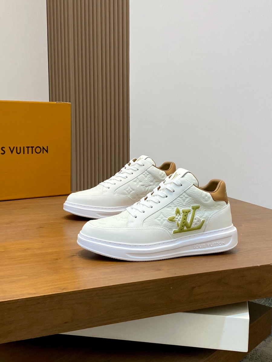 Louis Vuitton 루이비통 트레이너 미드 스니커즈 1