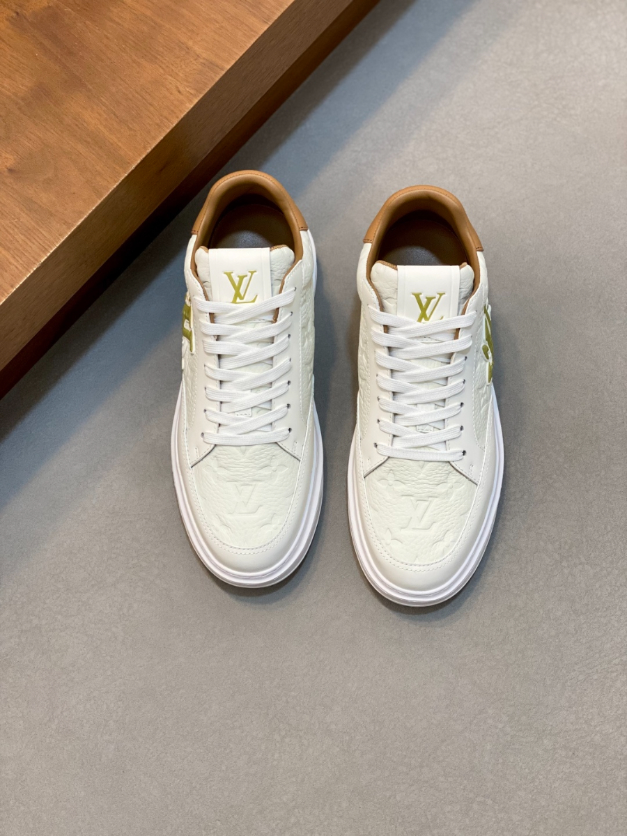 Louis Vuitton 루이비통 트레이너 미드 스니커즈 2