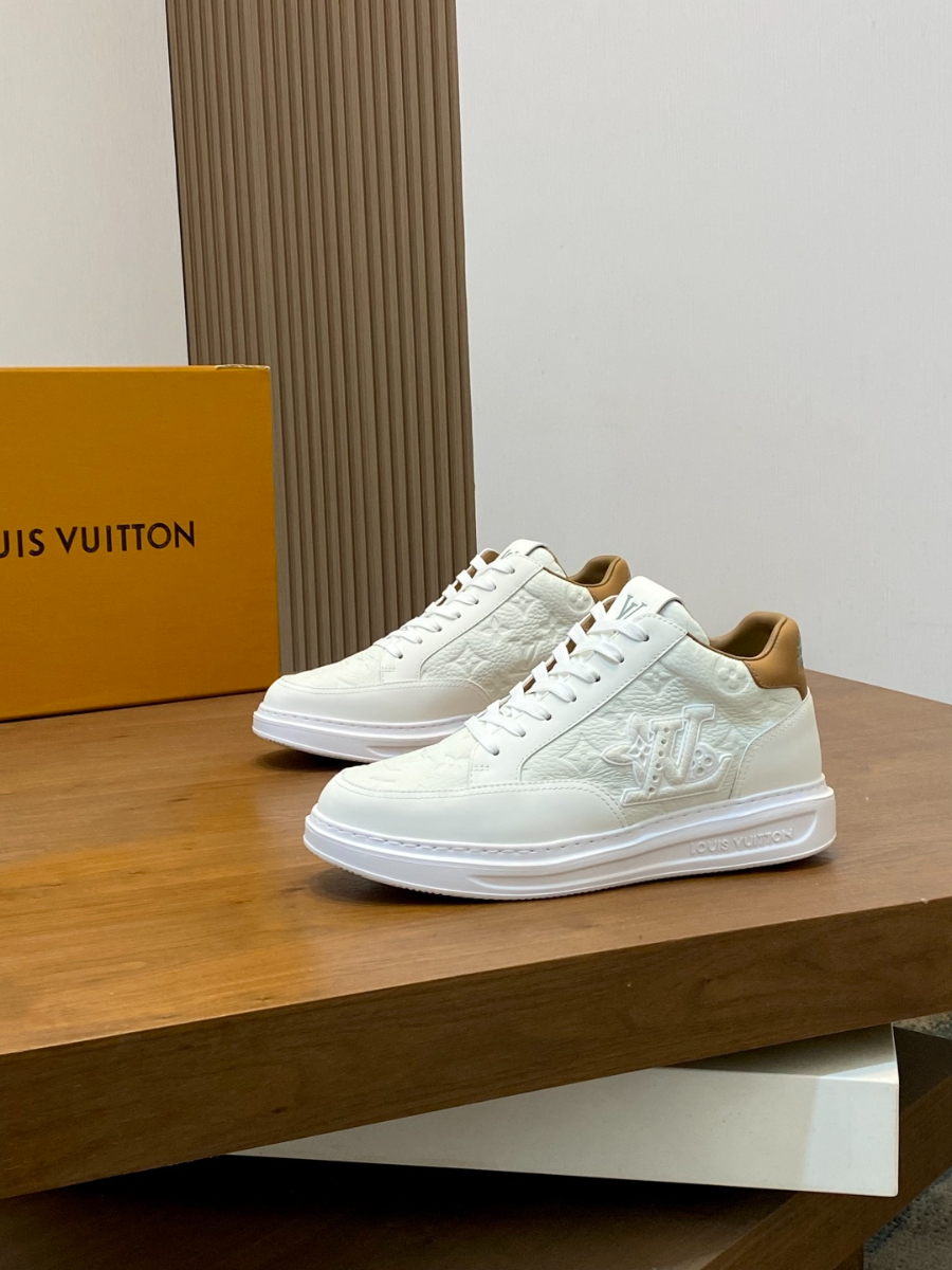 Louis Vuitton 루이비통 트레이너 미드 스니커즈 1