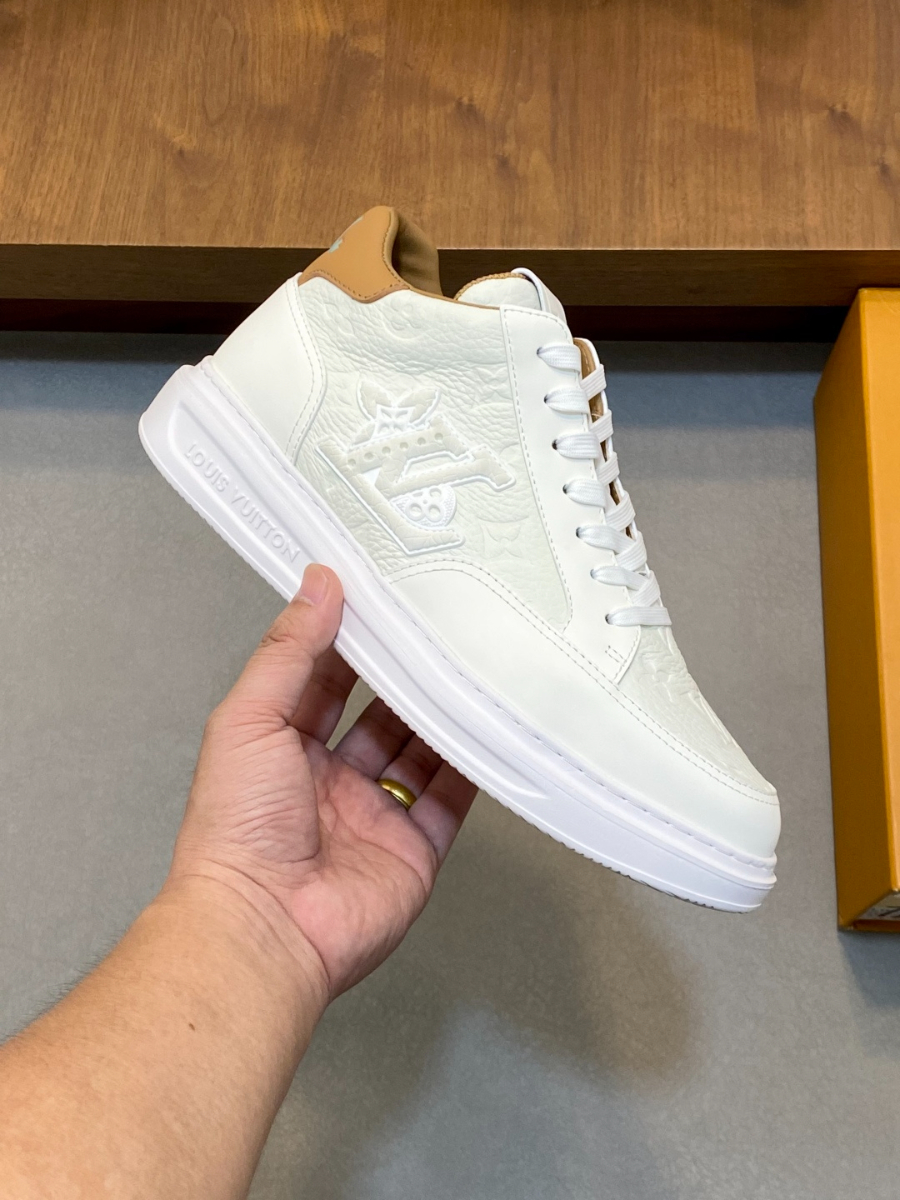 Louis Vuitton 루이비통 트레이너 미드 스니커즈 4