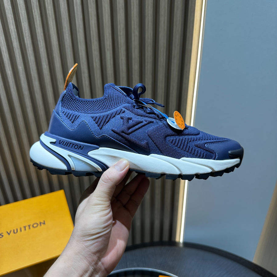 Louis Vuitton 루이비통 Runner Tatic 러너 타틱 스니커즈 4