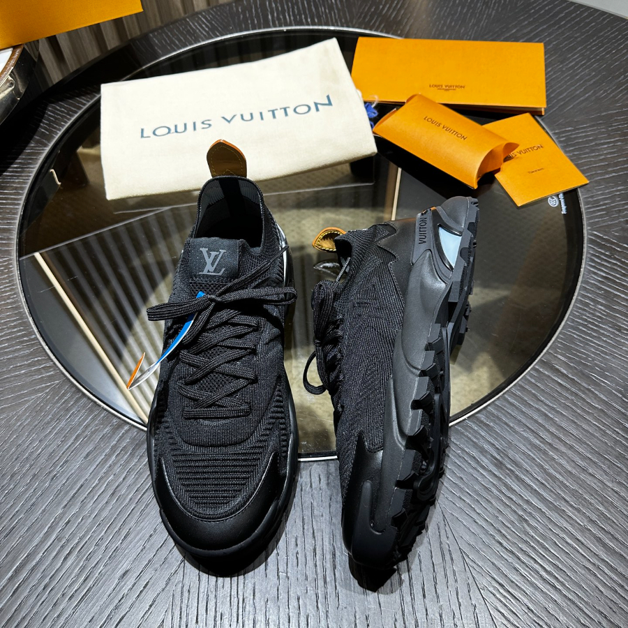 Louis Vuitton 루이비통 Runner Tatic 러너 타틱 스니커즈 1