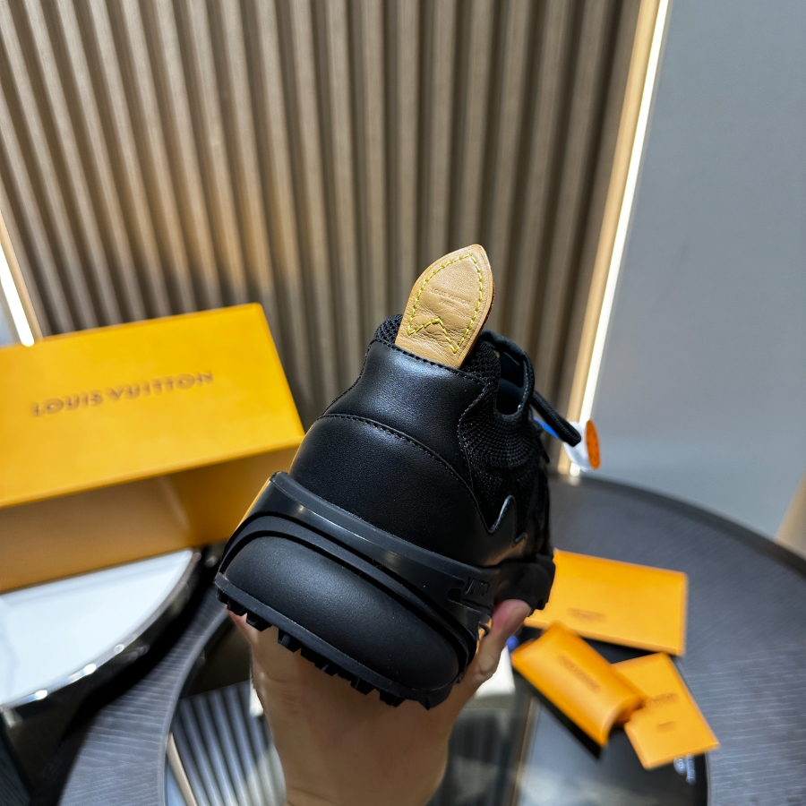 Louis Vuitton 루이비통 Runner Tatic 러너 타틱 스니커즈 6