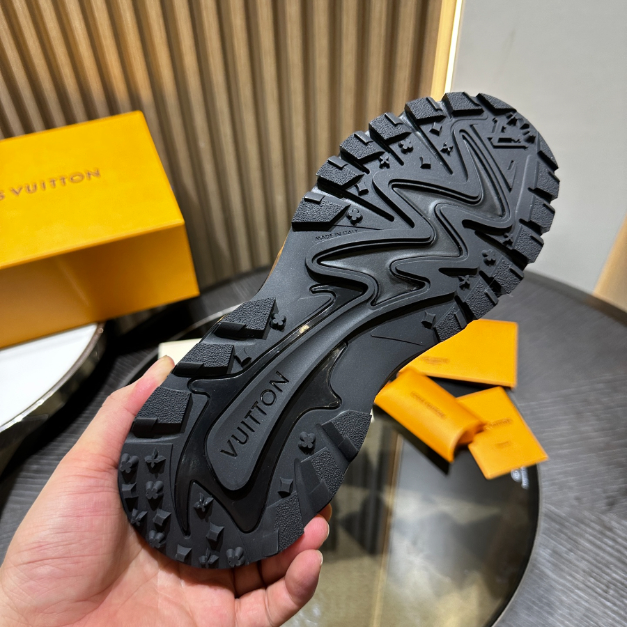 Louis Vuitton 루이비통 Runner Tatic 러너 타틱 스니커즈 7