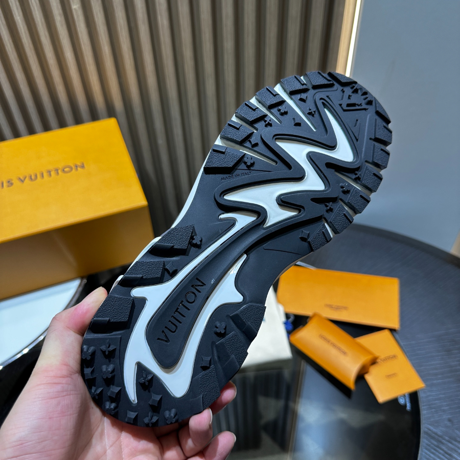 Louis Vuitton 루이비통 Runner Tatic 러너 타틱 스니커즈 7