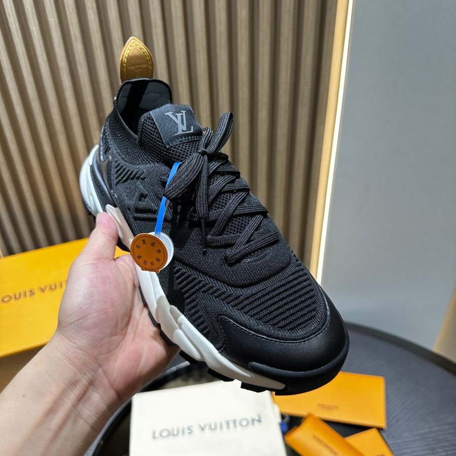 Louis Vuitton 루이비통 Runner Tatic 러너 타틱 스니커즈 5