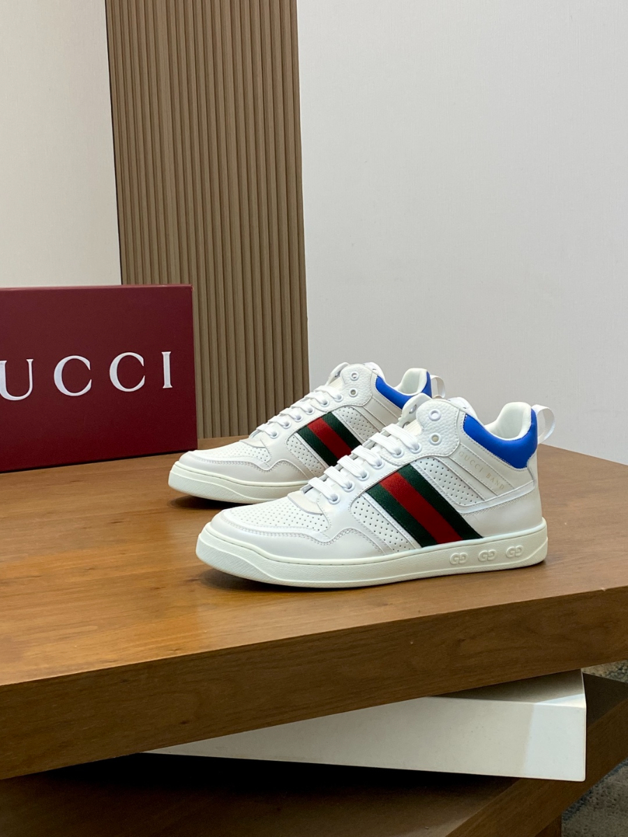 Gucci 구찌 GG 자수 레더 스니커즈 1