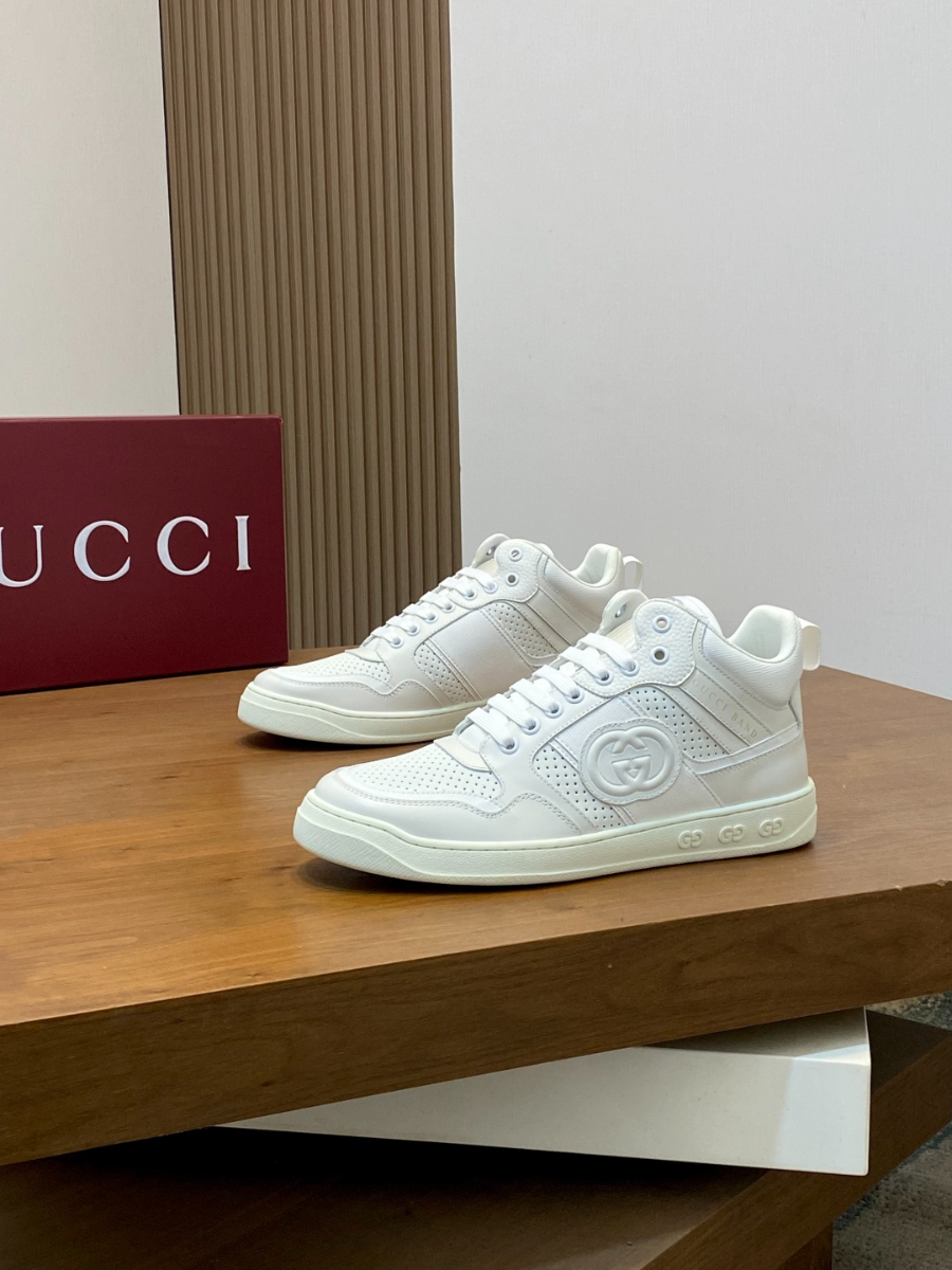 Gucci 구찌 GG 자수 레더 스니커즈 1