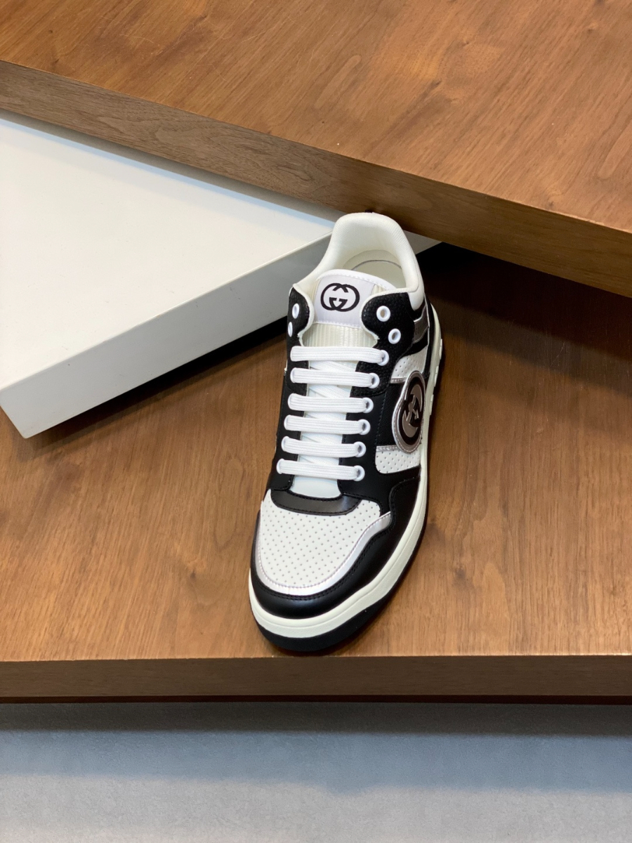 Gucci 구찌 GG 자수 레더 스니커즈 6