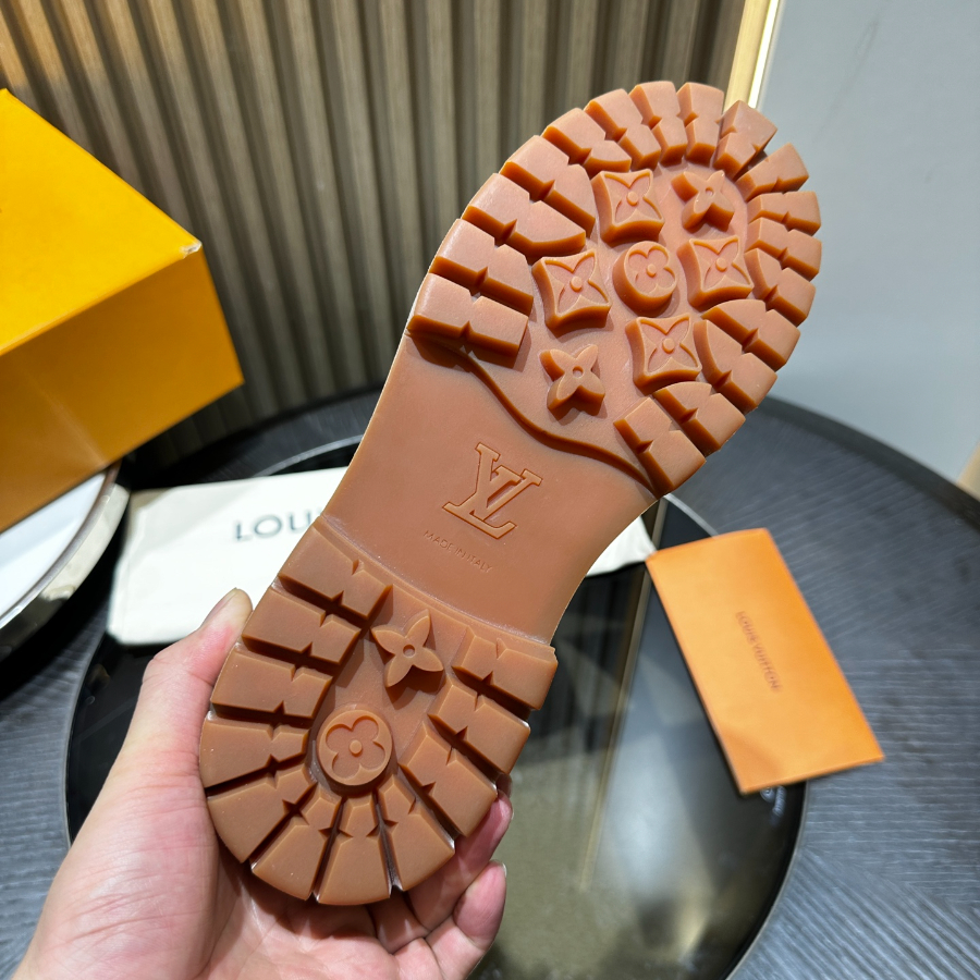 Louis Vuitton 루이비통 Ranger 부츠 7