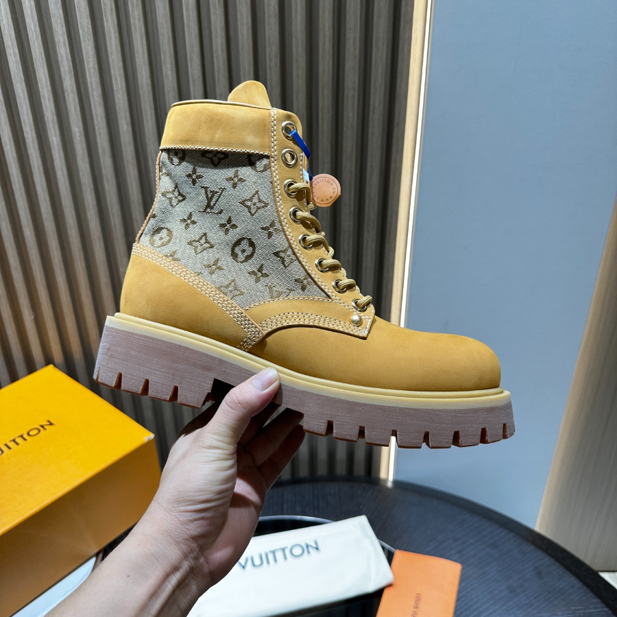 Louis Vuitton 루이비통 Ranger 부츠 3