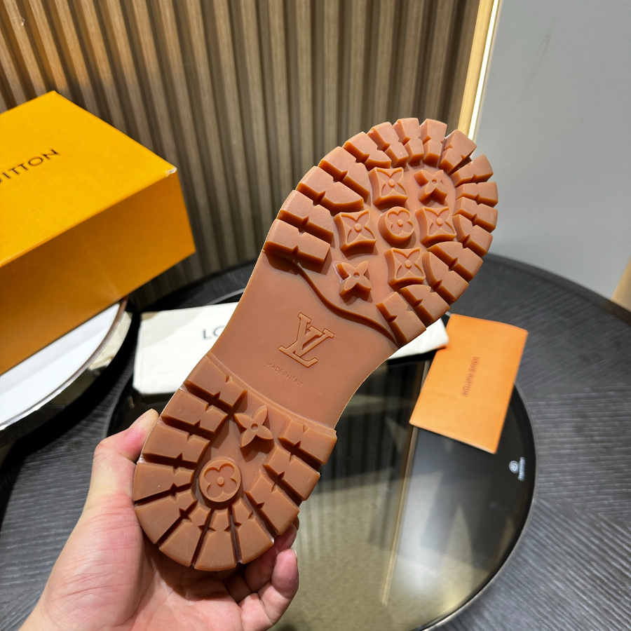 Louis Vuitton 루이비통 Ranger 부츠 6
