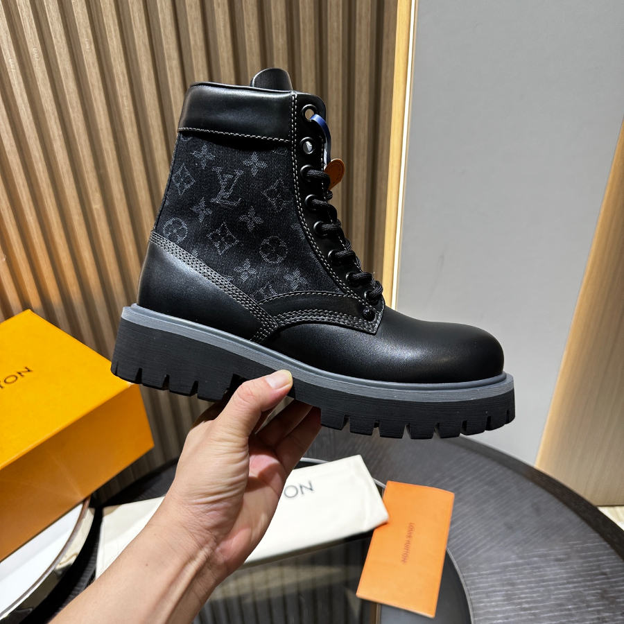 Louis Vuitton 루이비통 Ranger 부츠 4