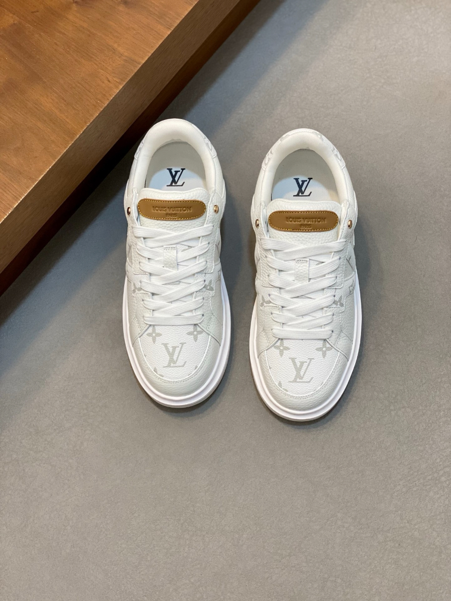 Louis Vuitton 루이비통 남성 스니커즈 2