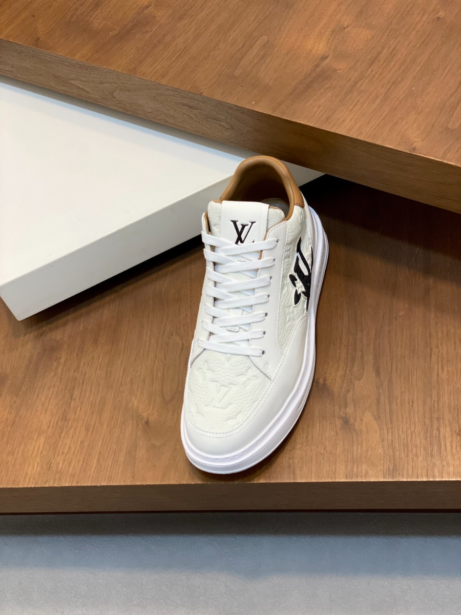 Louis Vuitton 루이비통 남성 미드탑 스니커즈 6