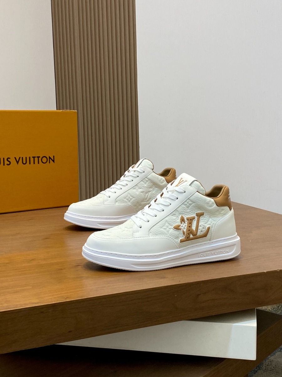 Louis Vuitton 루이비통 남성 미드탑 스니커즈 1