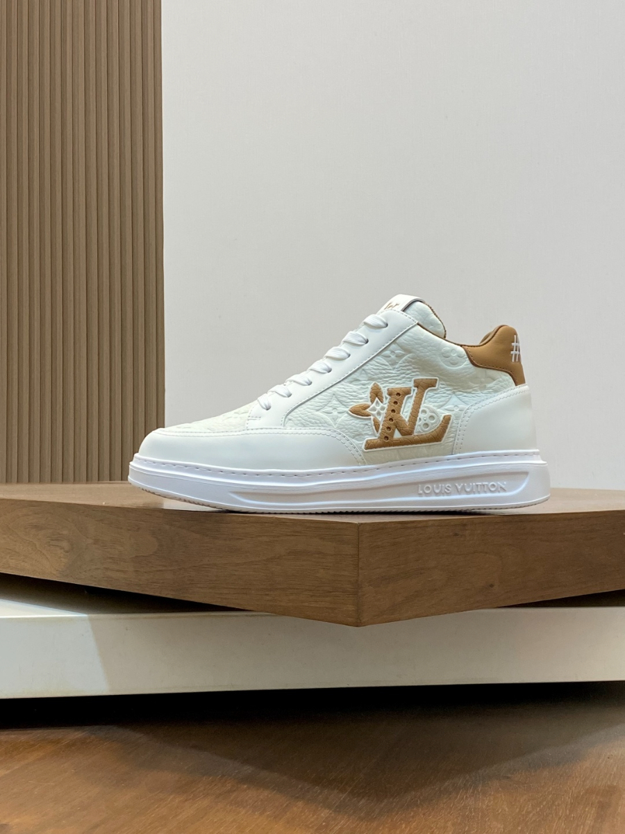 Louis Vuitton 루이비통 남성 미드탑 스니커즈 3