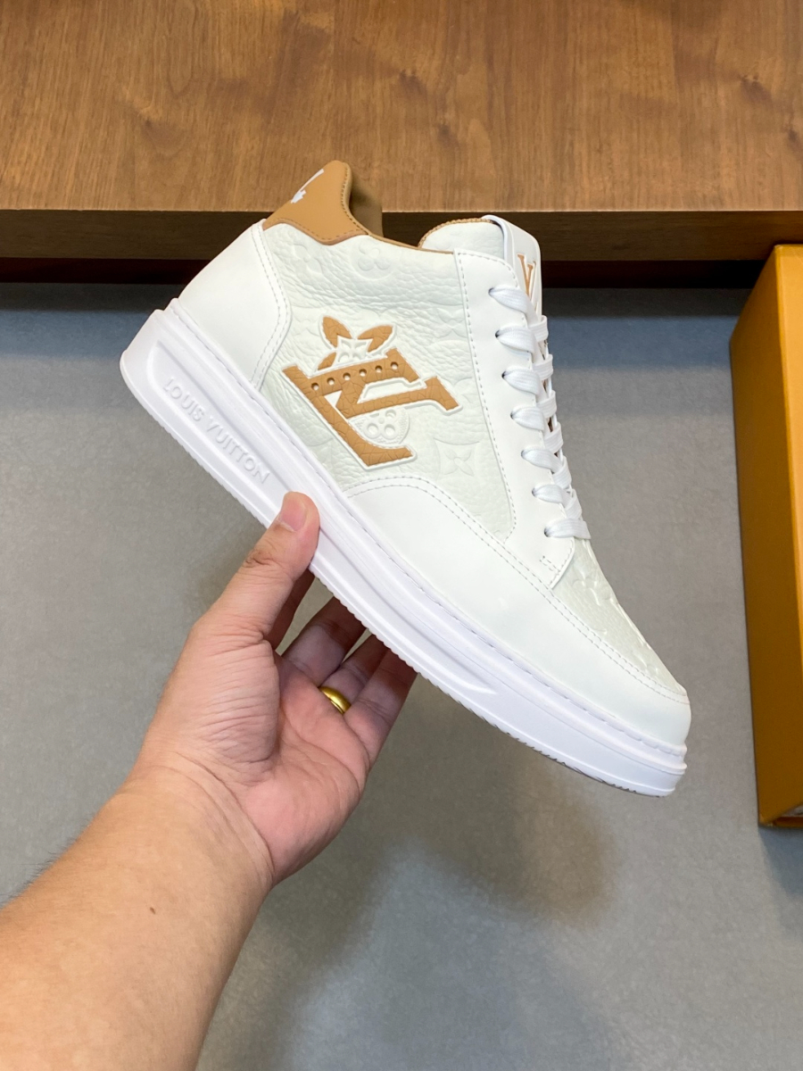Louis Vuitton 루이비통 남성 미드탑 스니커즈 4