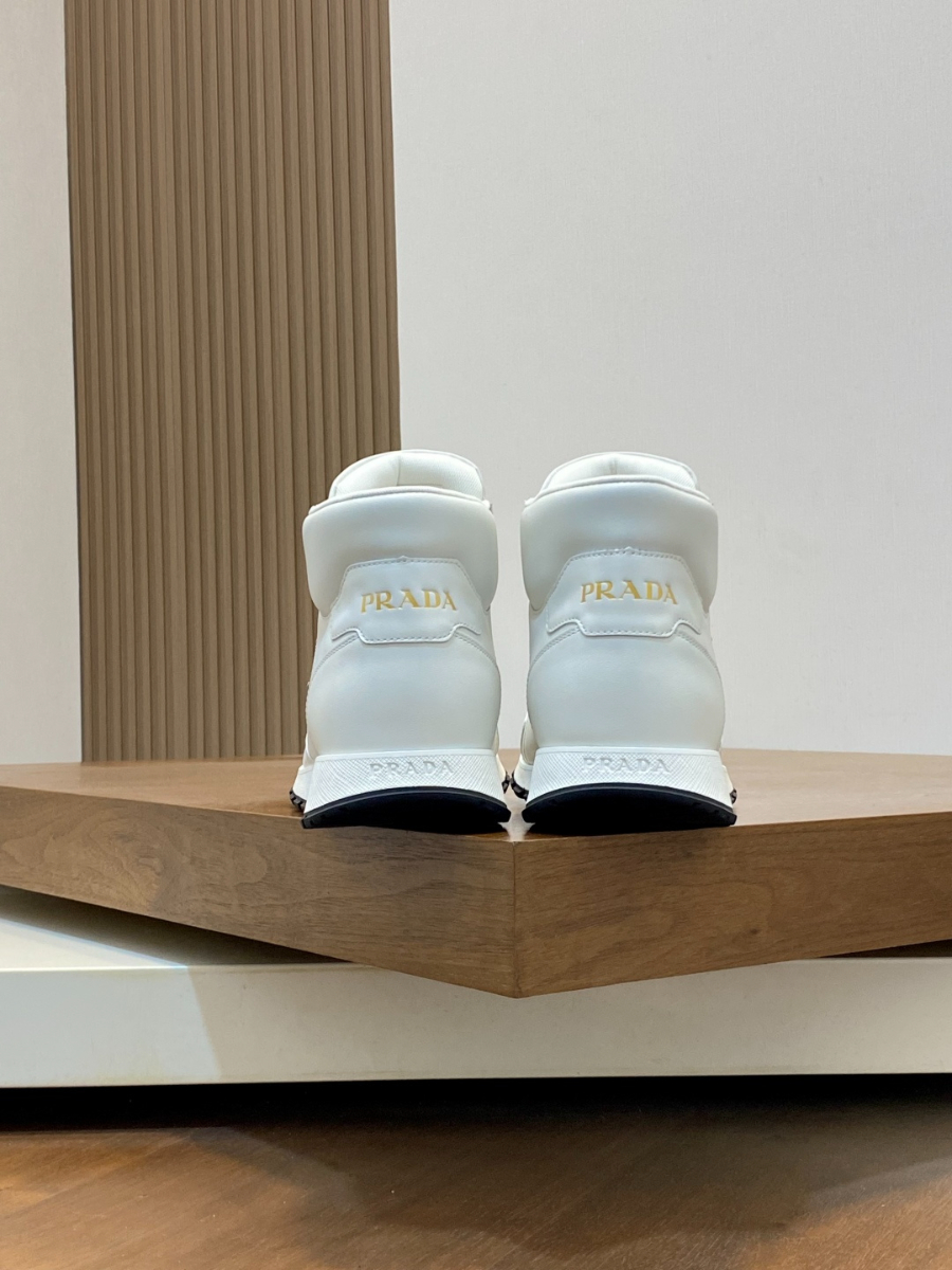Prada 프라다 남성 가죽 하이탑 스니커즈 8