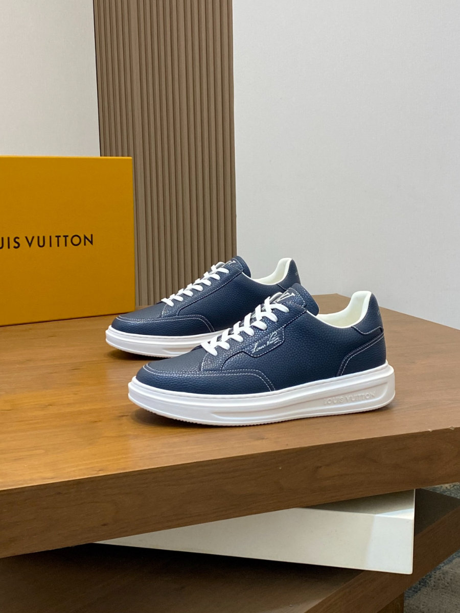 Louis Vuitton 루이비통 모노그램 소가죽 로우탑 스니커즈 1