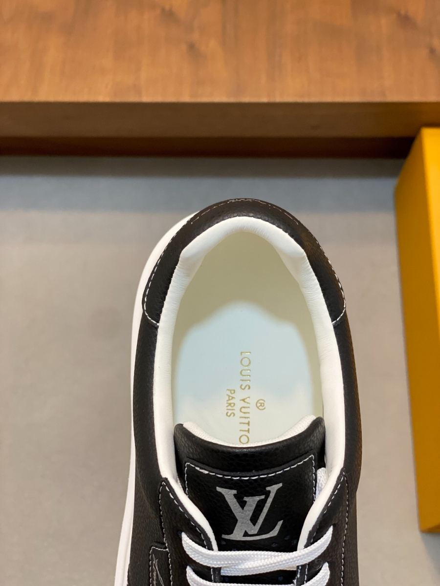 Louis Vuitton 루이비통 모노그램 소가죽 로우탑 스니커즈 6
