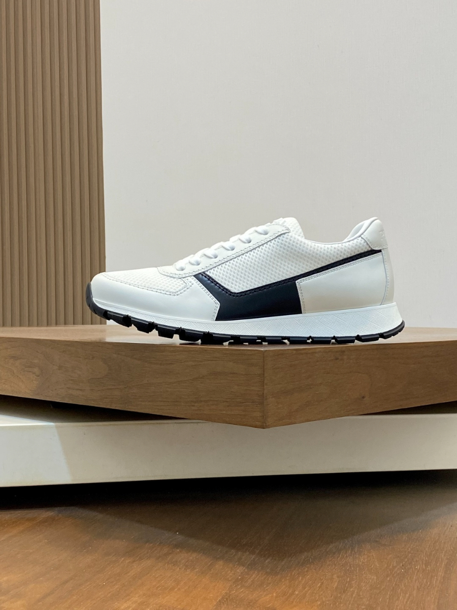 Prada 프라다 남성 소가죽 메쉬 트라이앵글 로고 스니커즈 3