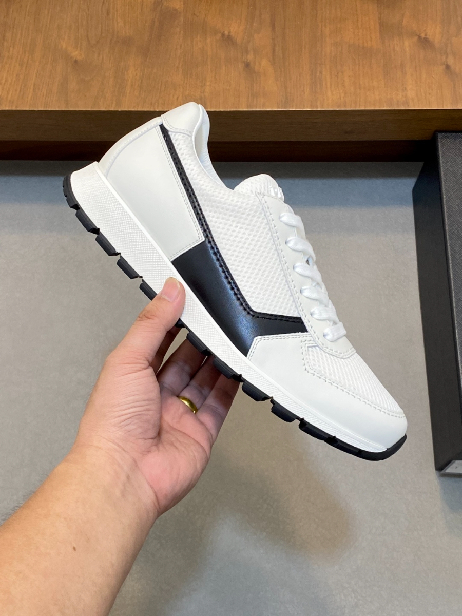 Prada 프라다 남성 소가죽 메쉬 트라이앵글 로고 스니커즈 4