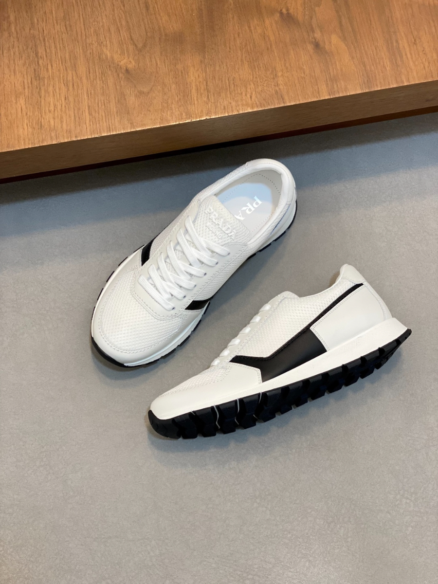 Prada 프라다 남성 소가죽 메쉬 트라이앵글 로고 스니커즈 5