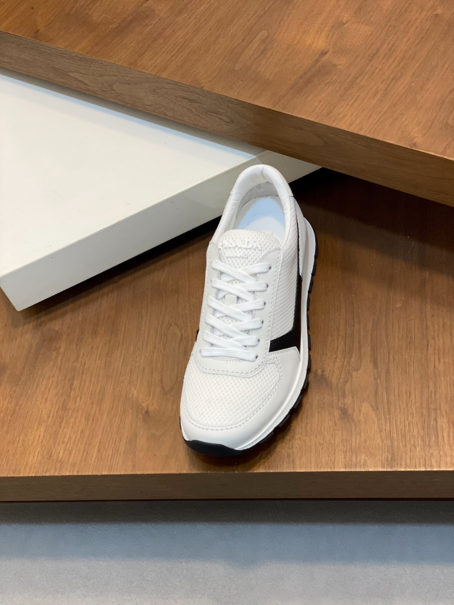 Prada 프라다 남성 소가죽 메쉬 트라이앵글 로고 스니커즈 6