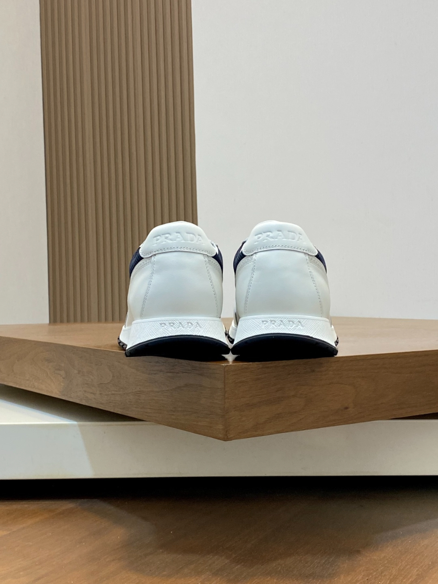 Prada 프라다 남성 소가죽 메쉬 트라이앵글 로고 스니커즈 8
