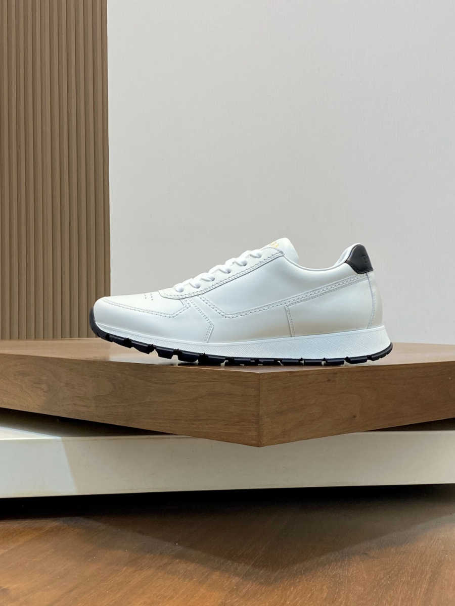 Prada 프라다 남성 소가죽 메쉬 트라이앵글 로고 스니커즈 3