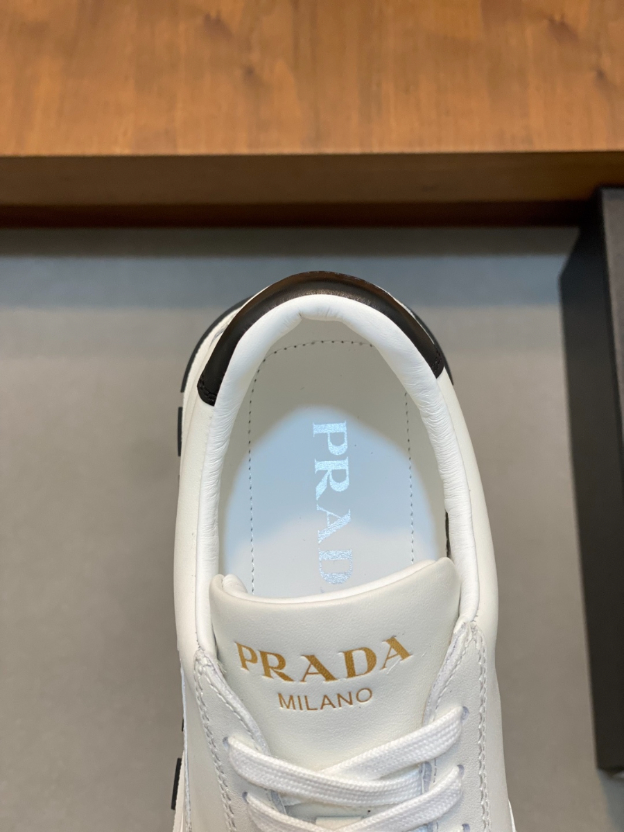 Prada 프라다 남성 소가죽 메쉬 트라이앵글 로고 스니커즈 7