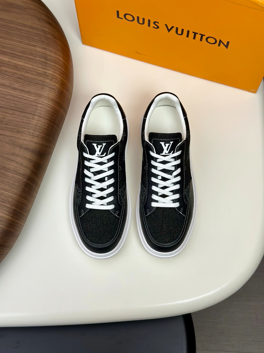 Louis Vuitton 루이비통 LV 모노그램 로우탑 스니커즈 2