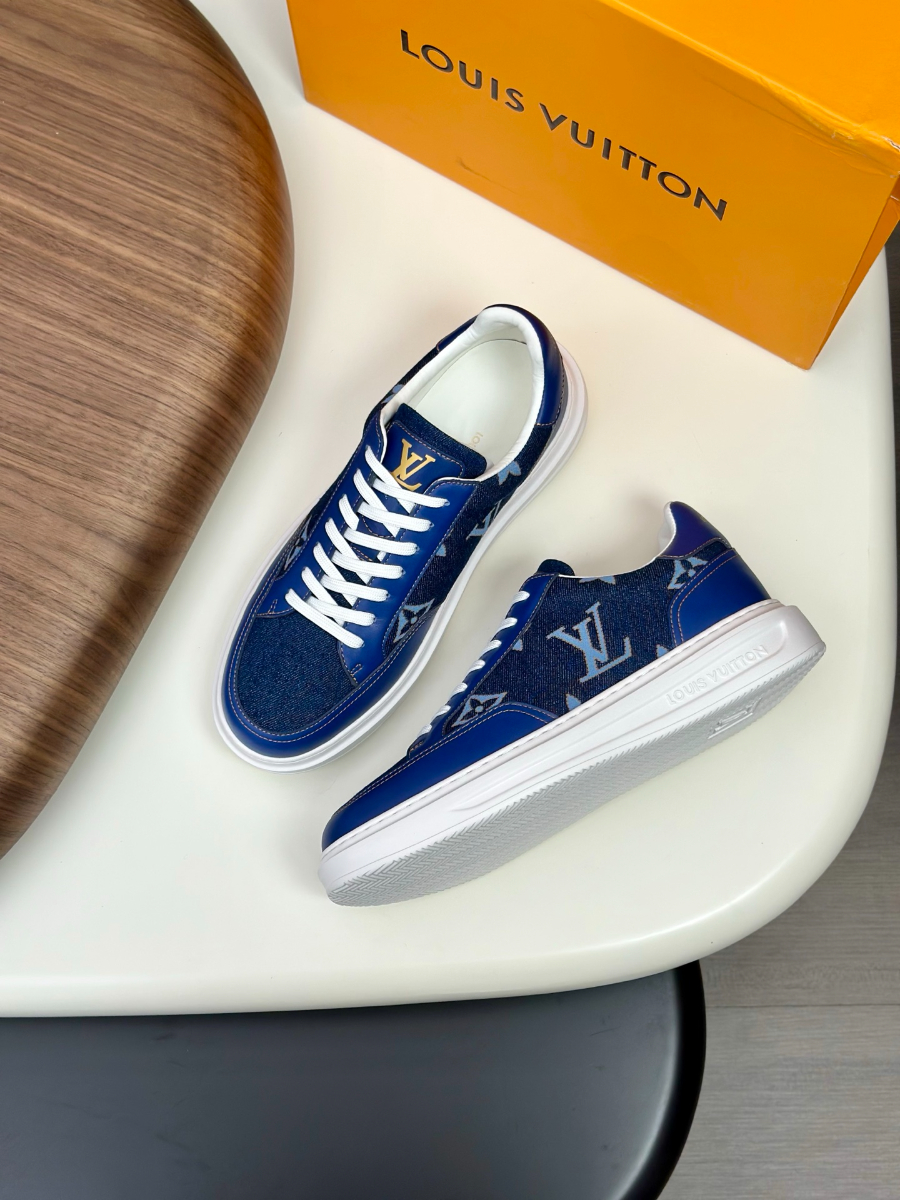 Louis Vuitton 루이비통 LV 모노그램 로우탑 스니커즈 1