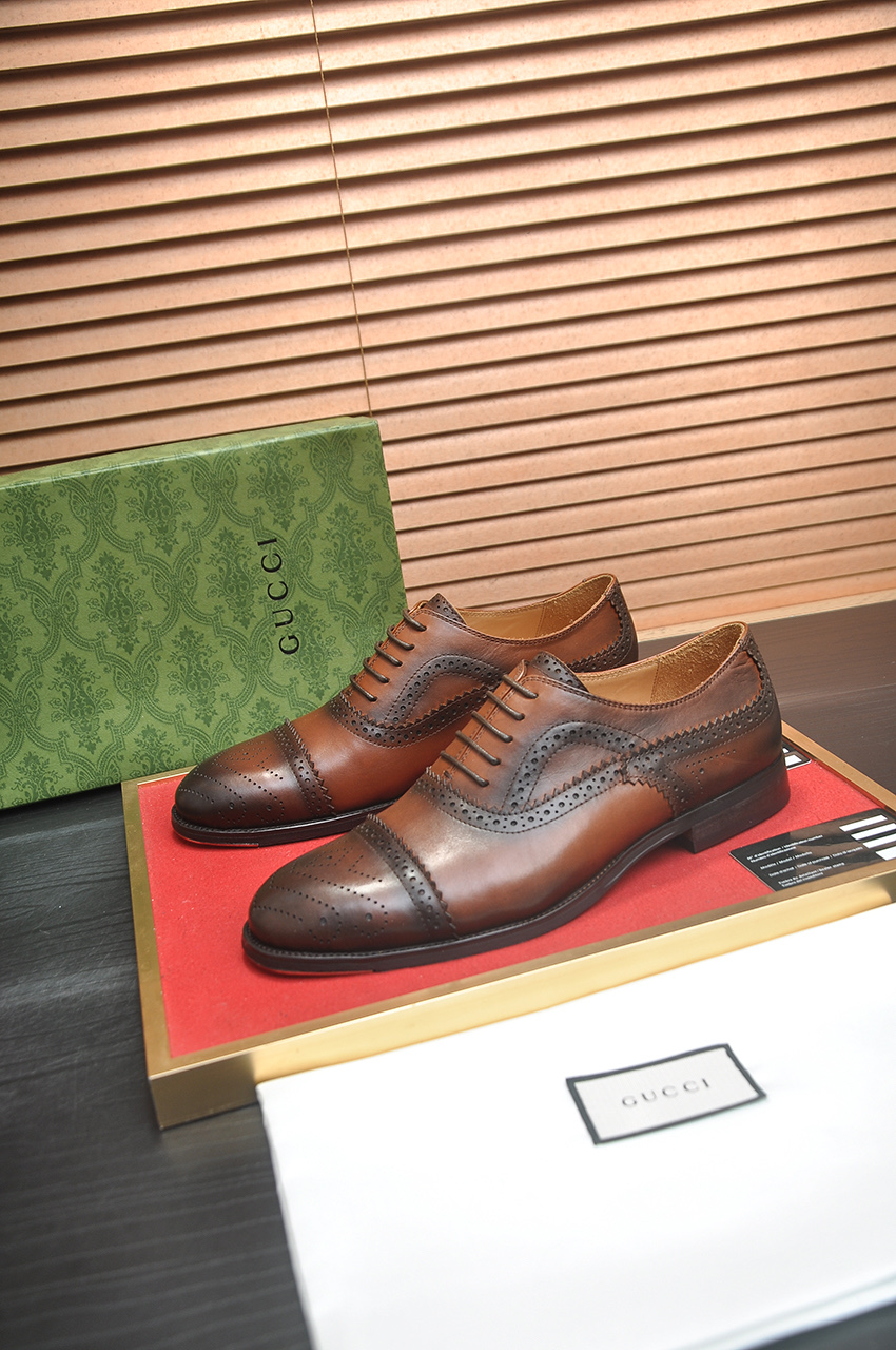 GUCCI 구찌 남성 브로그 레더 옥스퍼드 구두 1