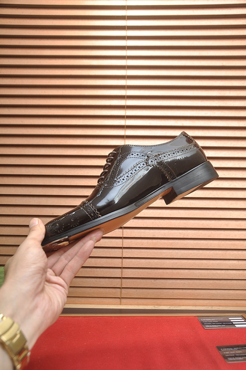 GUCCI 구찌 남성 클래식 브로그 레더 옥스포드 구두 4