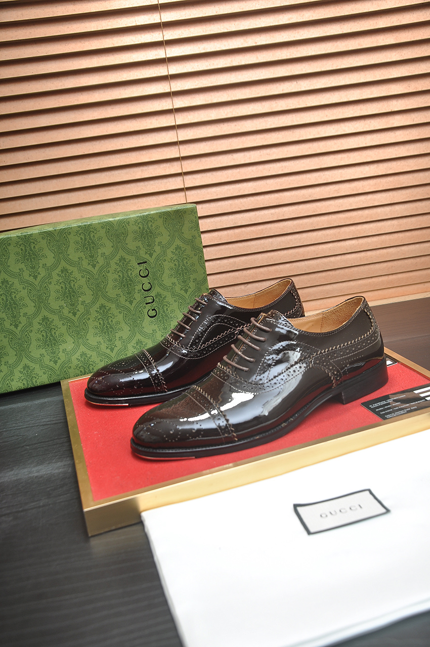 GUCCI 구찌 남성 클래식 브로그 레더 옥스포드 구두 1