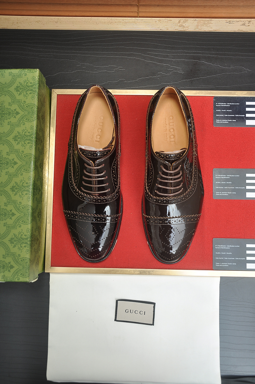GUCCI 구찌 남성 클래식 브로그 레더 옥스포드 구두 2