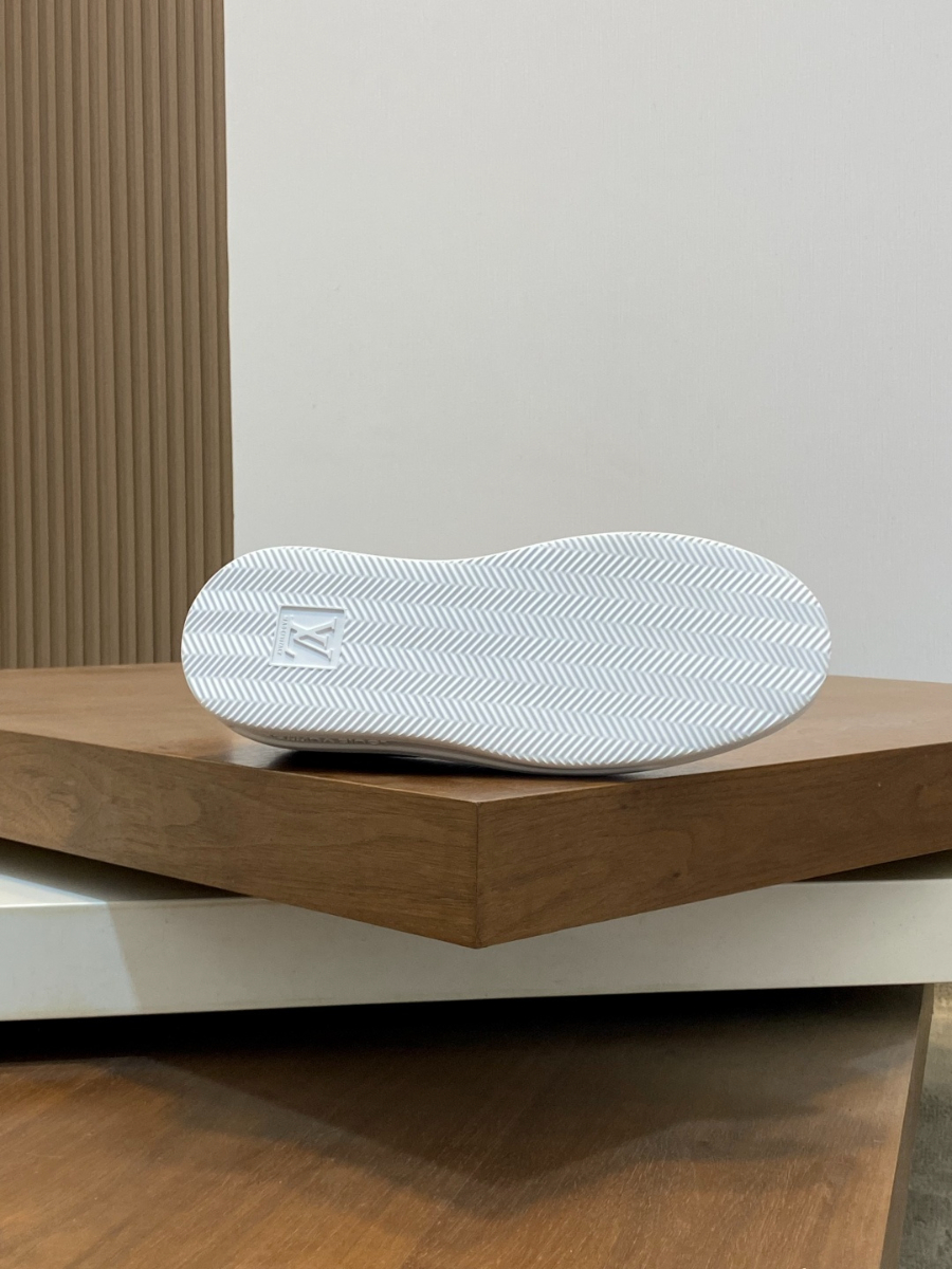 LOUIS VUITTON 루이비통 남성 모노그램 데님 로퍼 스니커즈 9