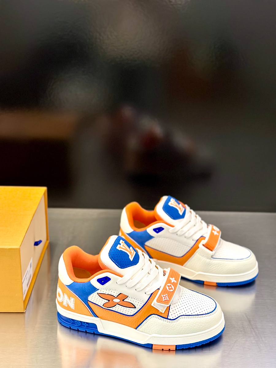 Louis Vuitton 루이비통 남녀공용 스니커즈 운동화 3