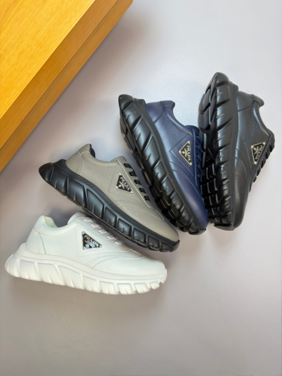 PRADA 프라다 남성 레더 러닝 스니커즈 2