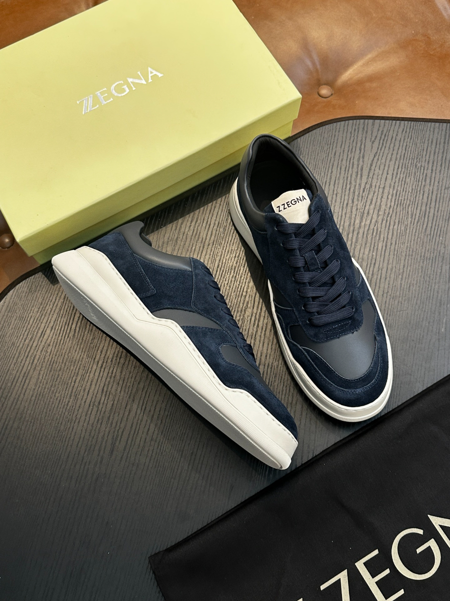 ZEGNA 네이비 스웨이드 레더 스니커즈 1