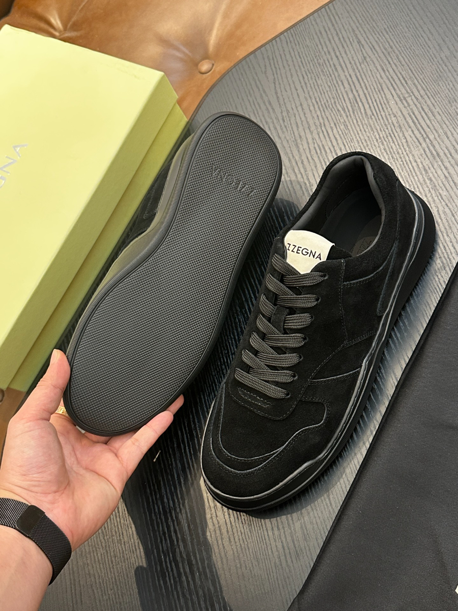 ZEGNA 블랙 스웨이드 로우탑 스니커즈 9