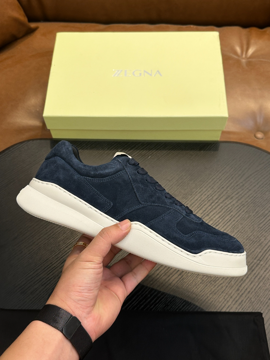ZEGNA 네이비 스웨이드 로우탑 스니커즈 2