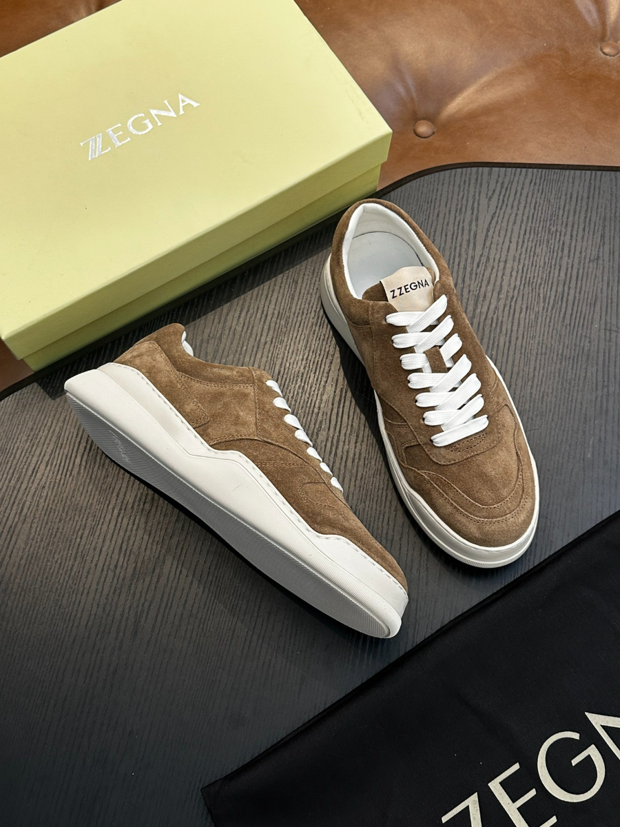 ZEGNA 브라운 스웨이드 로우탑 스니커즈 1