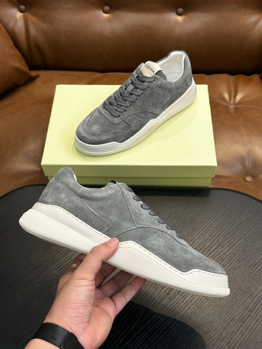 ZEGNA 그레이 스웨이드 로우탑 스니커즈 5